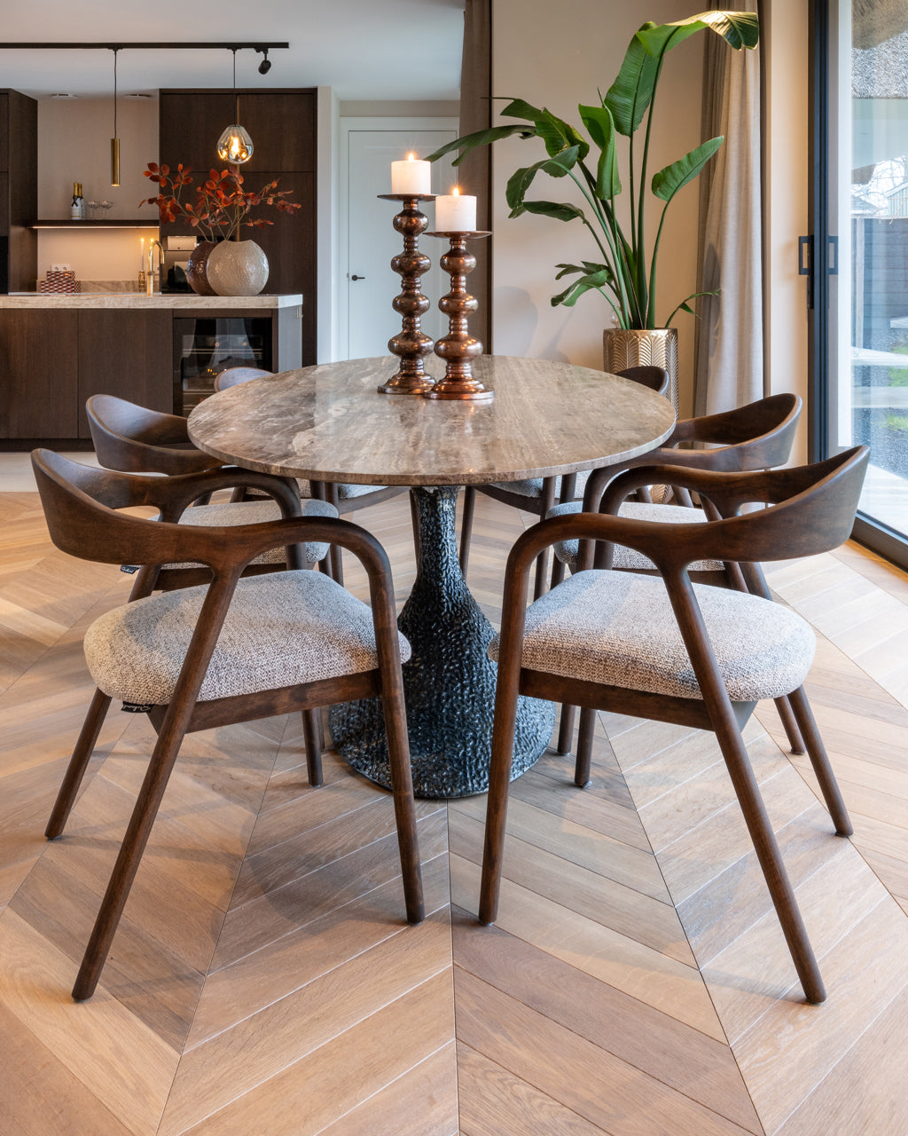 Galds Russo Richmond Interiors 235/76/110 cm ash brown oval