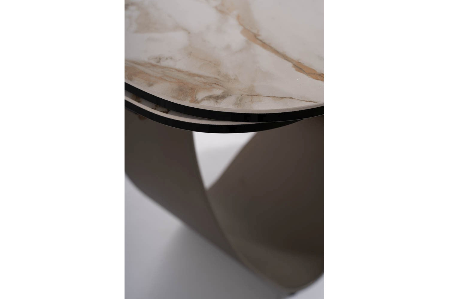 Infinity keramikas galds 95x160-240 cm