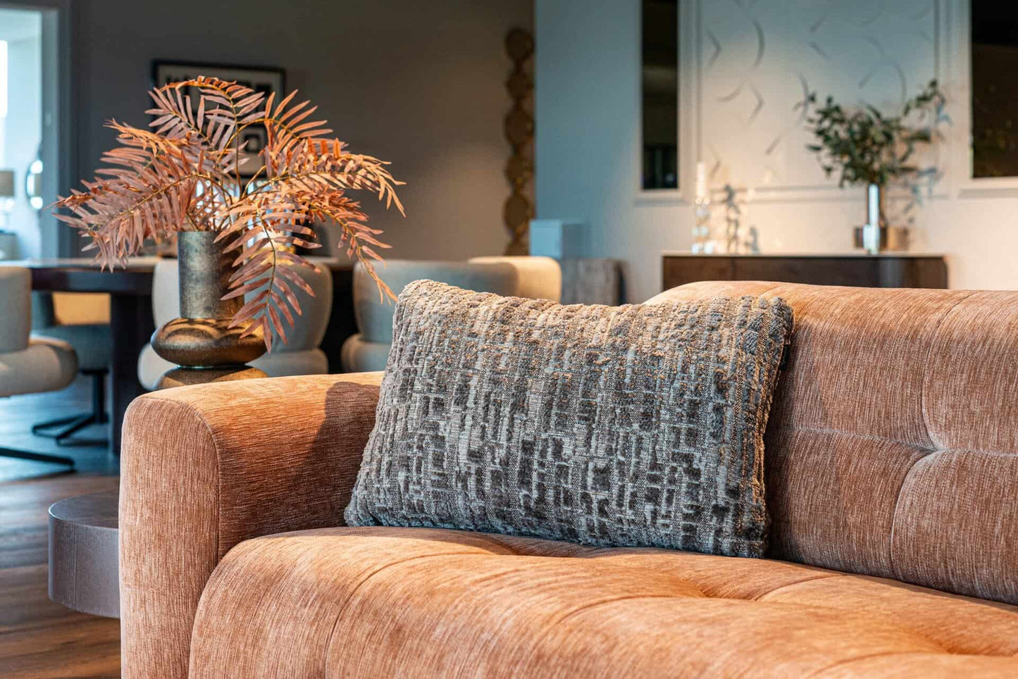 Spilvens Olin Richmond Interiors 40x60 cm greige