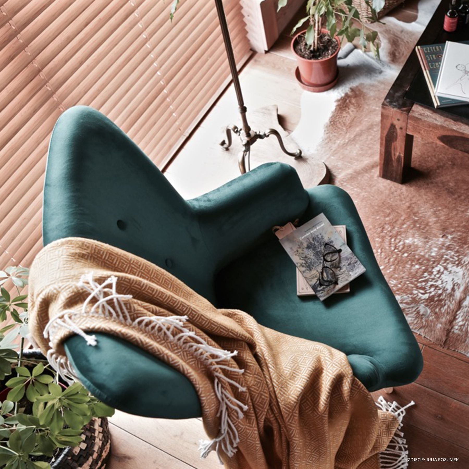 Samta zaļš krēsls MOSS 70x95 cm - N1 Home