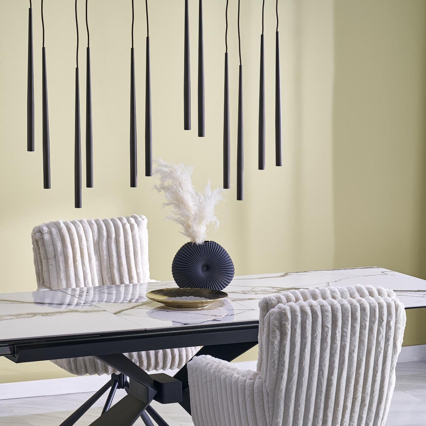 KLAVIERU MELNS 12 PŁ PIEKARAMAIS LUKTURIS - N1 Home