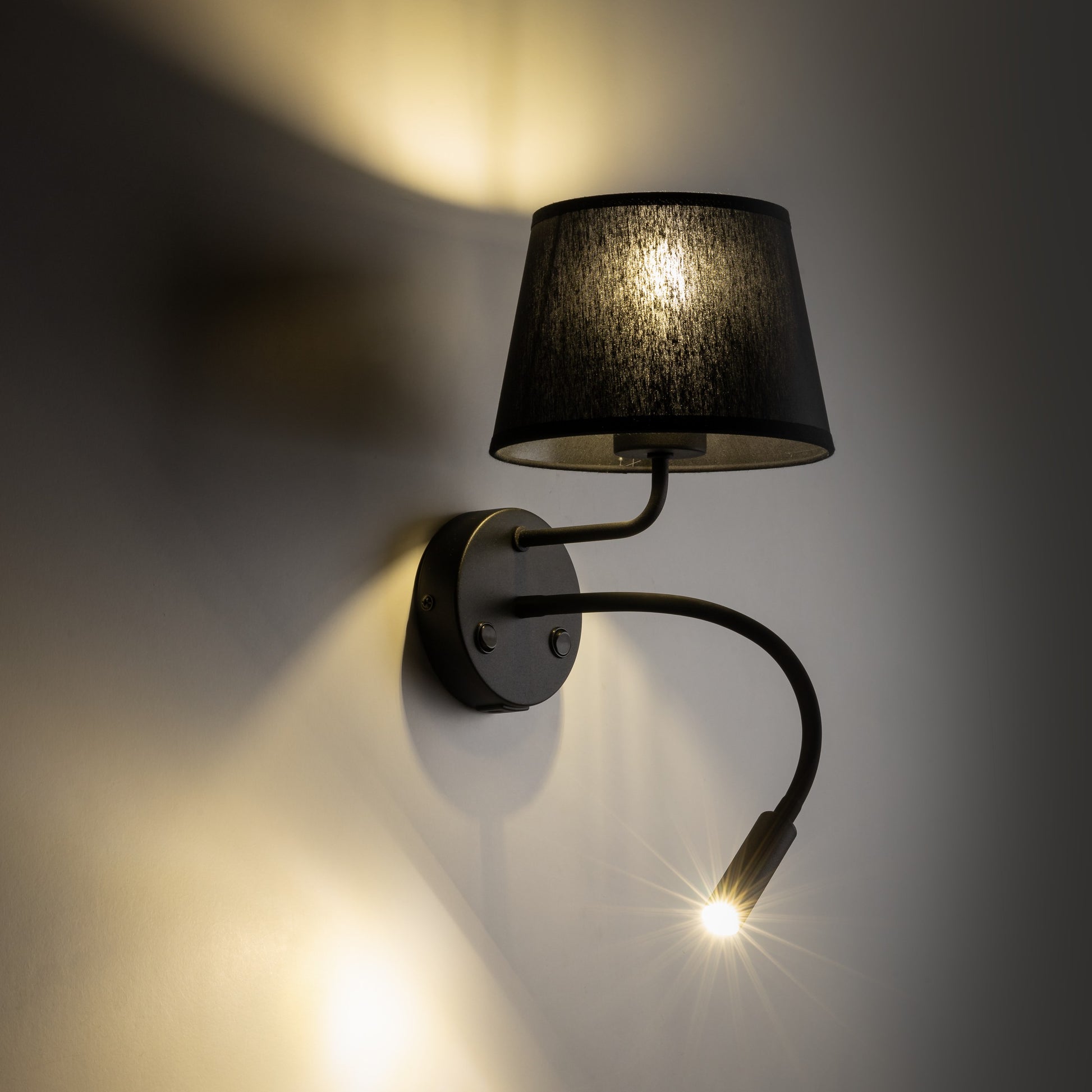 Sienas lampa Aura 190 × 400 × 500 mm melna - N1 Home