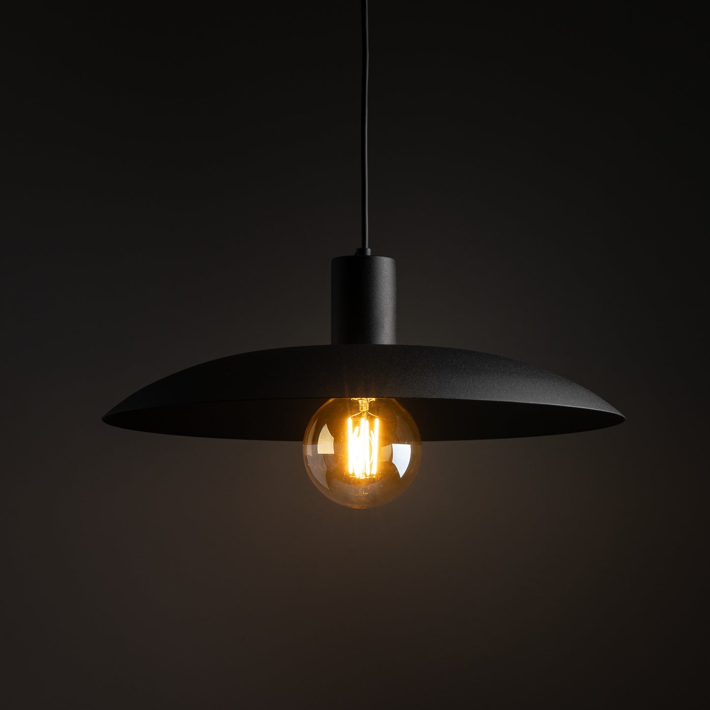 Piekaramā lampa Astra 410 × 410 × 1500 mm melns - N1 Home