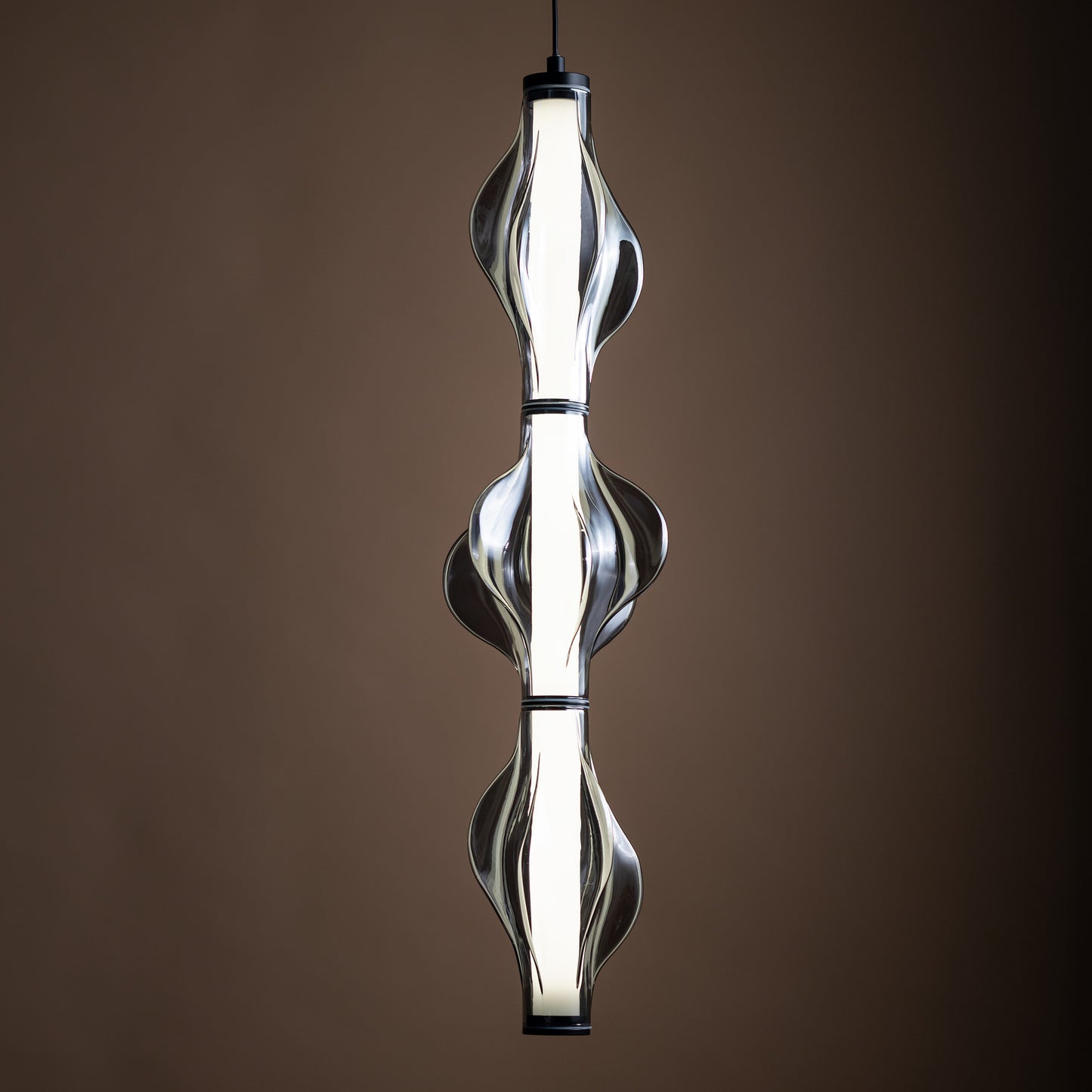 LED piekaramā lampa Elvis 22W 18/18/210 cm melns