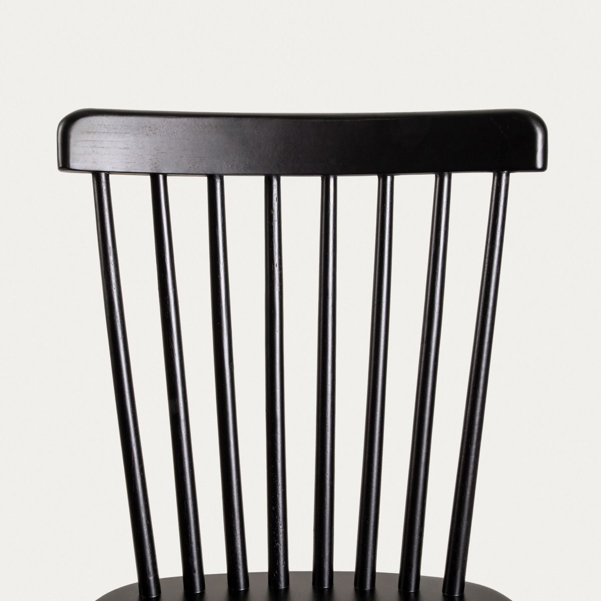 Krēsls Vika 46/52/92 cm melns