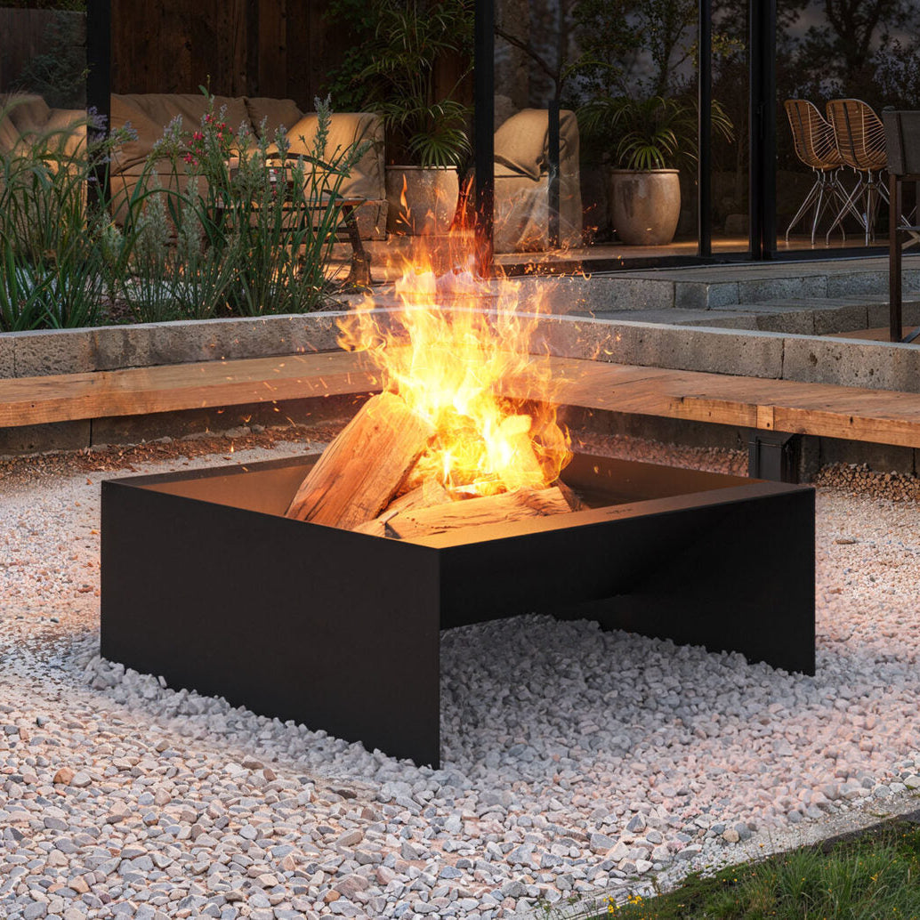 Dārza kamīns Squarfire 70/70/28 cm melns - N1 Home