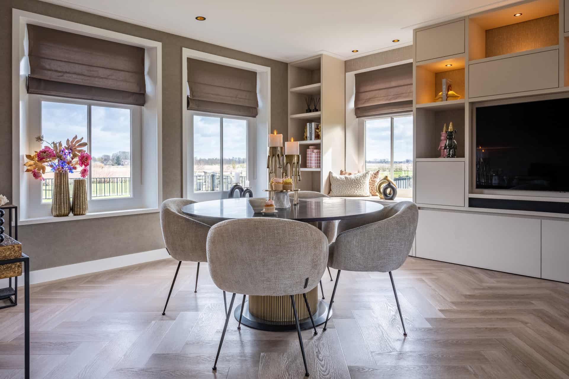 Svečturis Lorin L Richmond Interiors 42/12/12 cm brushed gold - N1 Home