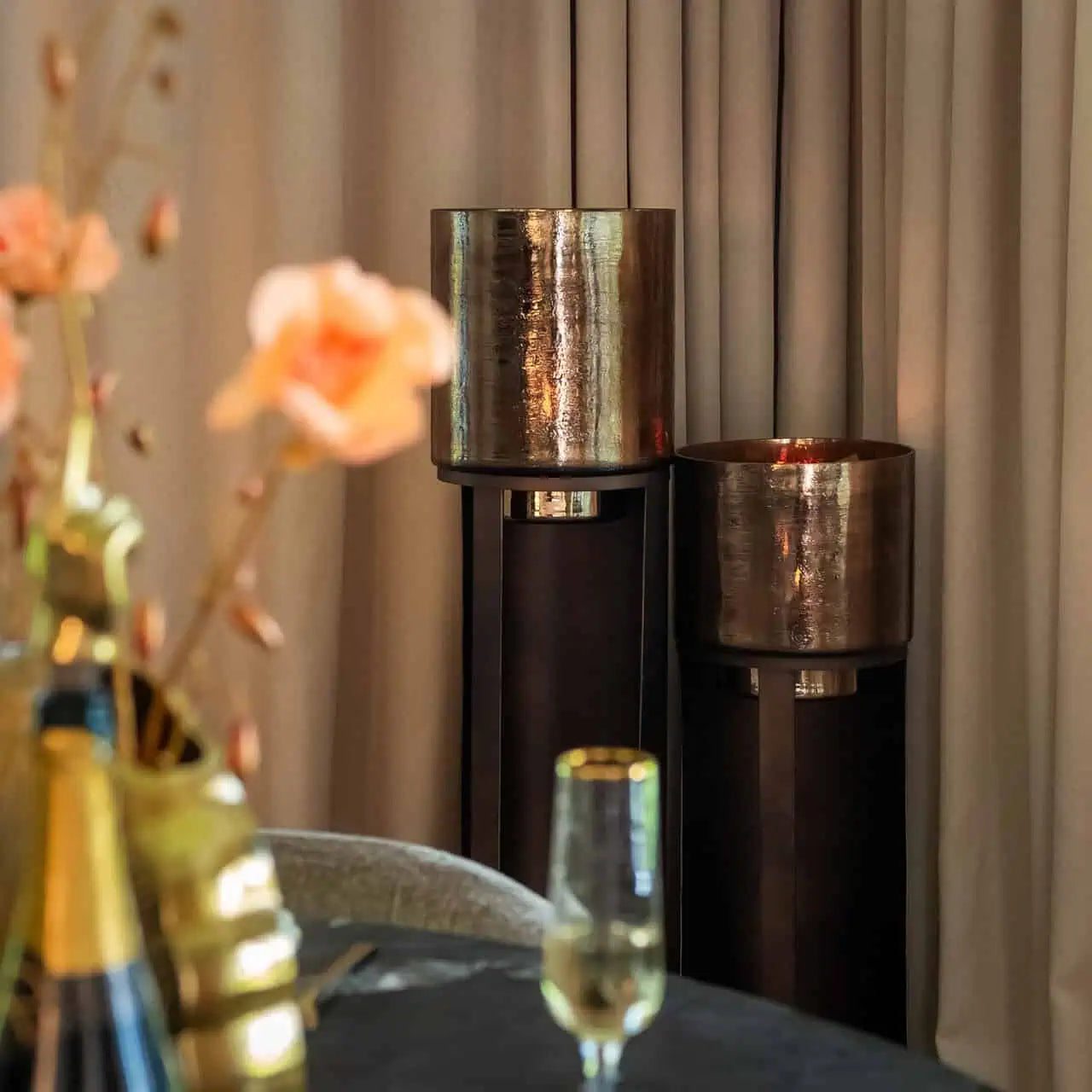 Svečturis Dane large Richmond Interiors 120/26,5/26,5 cm melns/zelts - N1 Home