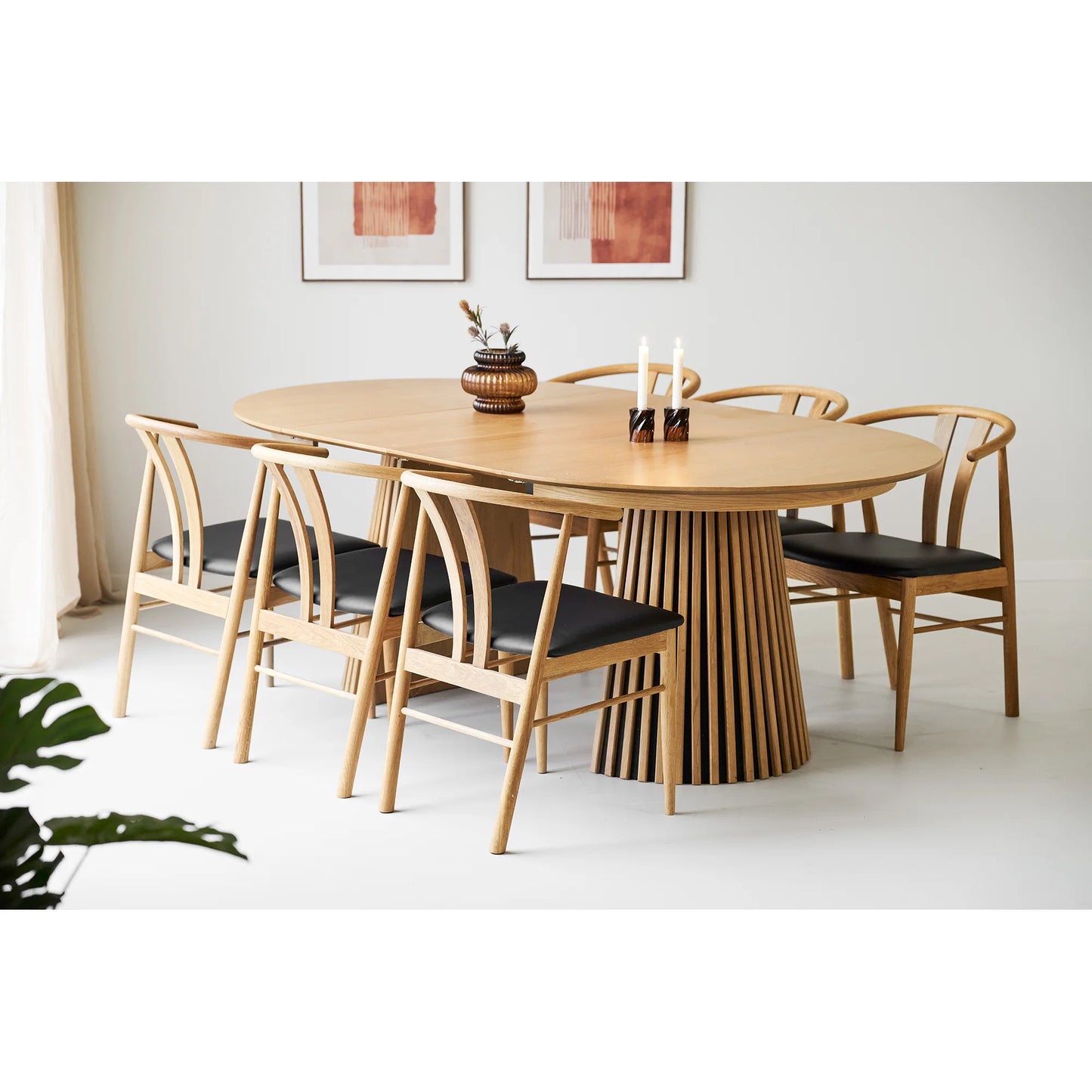 Ēdamgalda komplekts Osara 120/120-160-200/75 cm ozols/melns