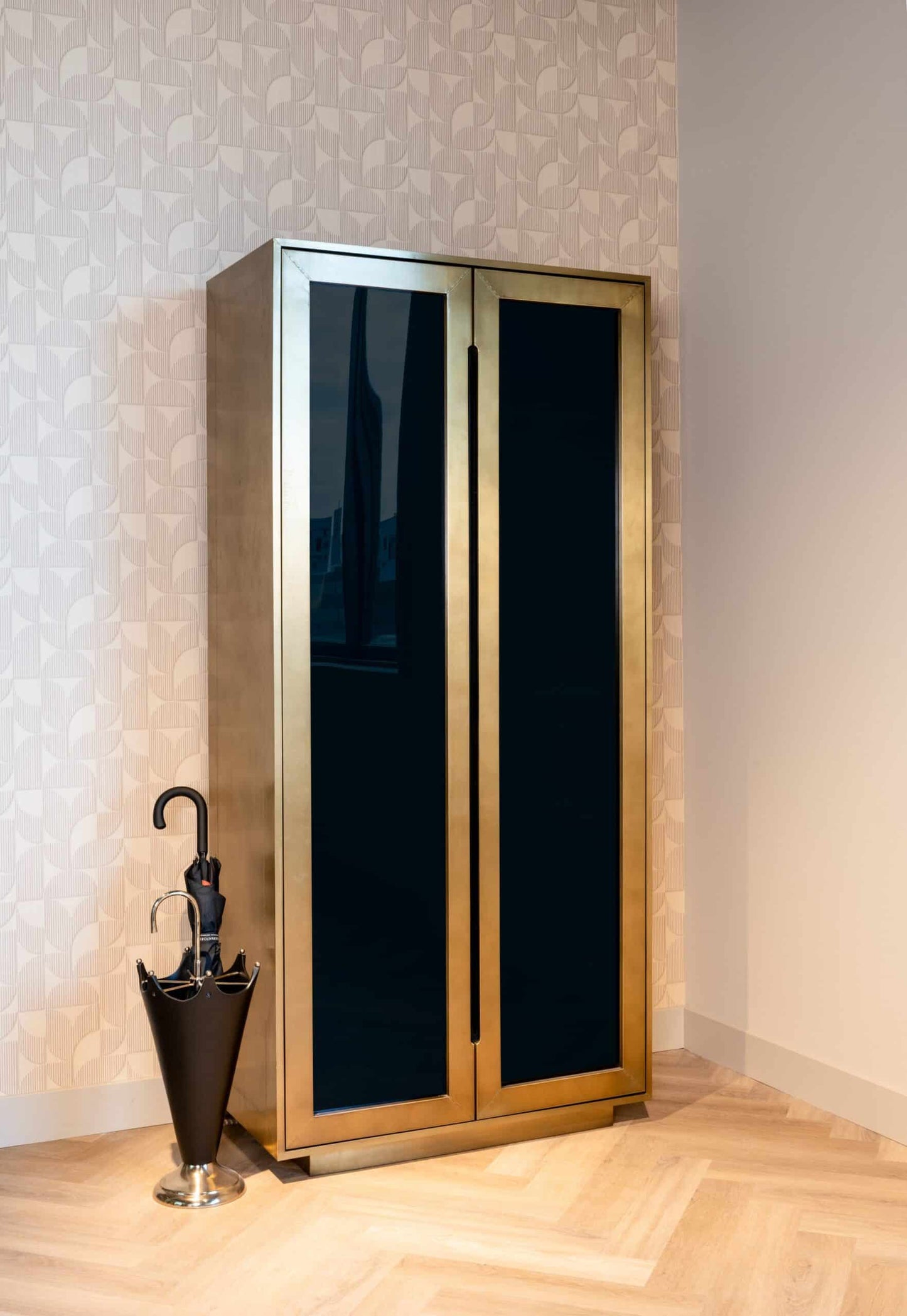 Dekoratīvs priekšmets Jytte Richmond Interiors 66/28/28 cm melns/zelts