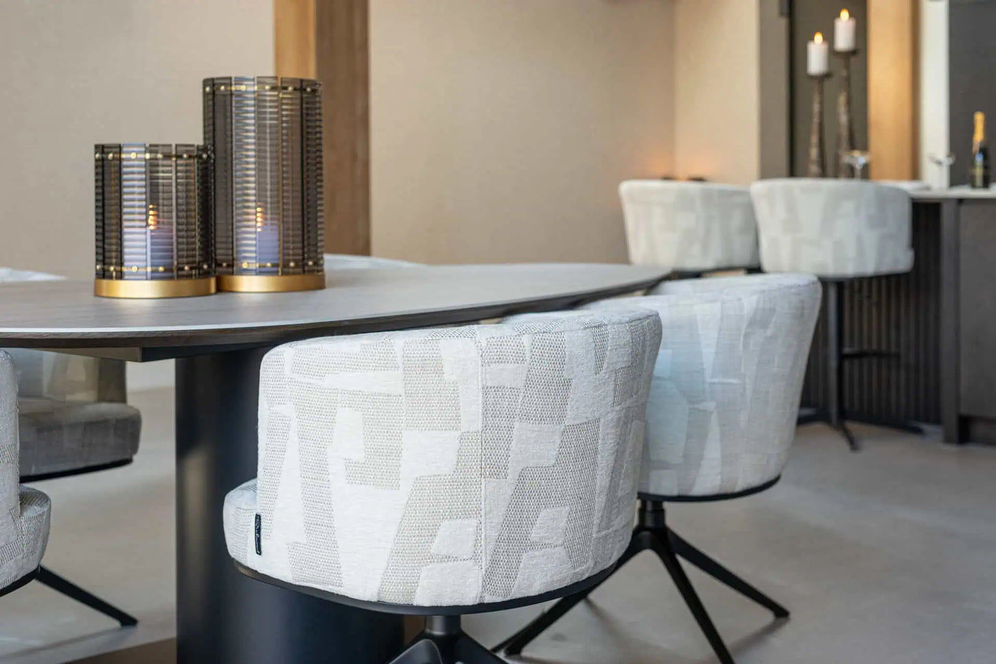 Galds Ritz Richmond Interiors 75,5/220/110 cm bēšs/melns - N1 Home