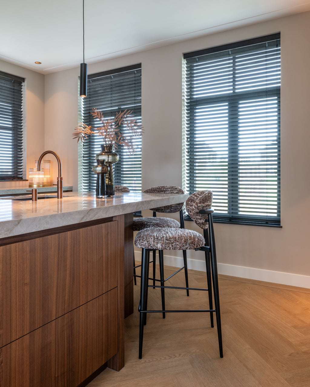 Bāra krēsls Dantes Richmond Interiors 46/104/54 cm natural geo fire retardant