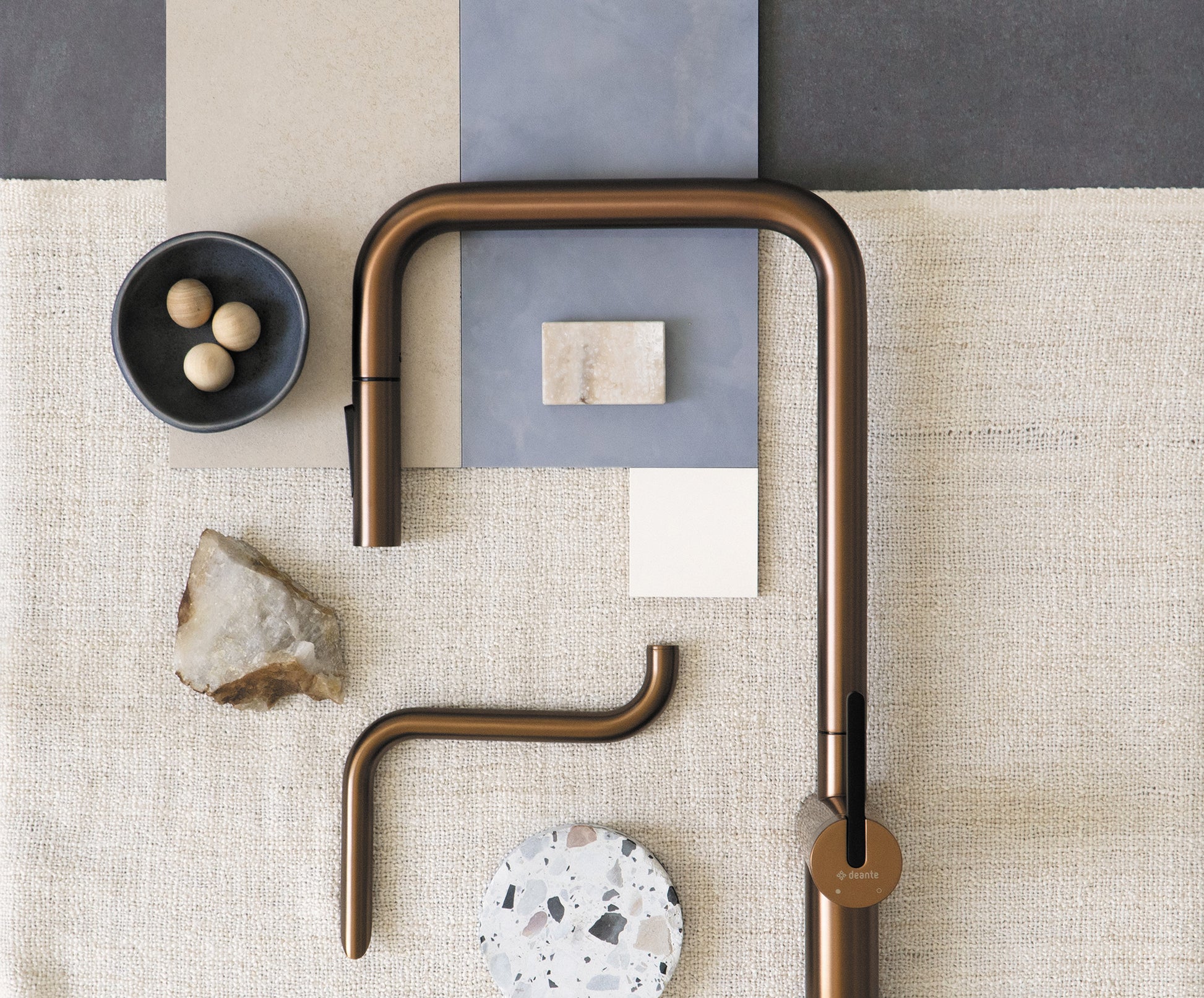 Virtuves jaucējkrāns ar izvelkamu snīpi Momi 408 mm nero - N1 Home