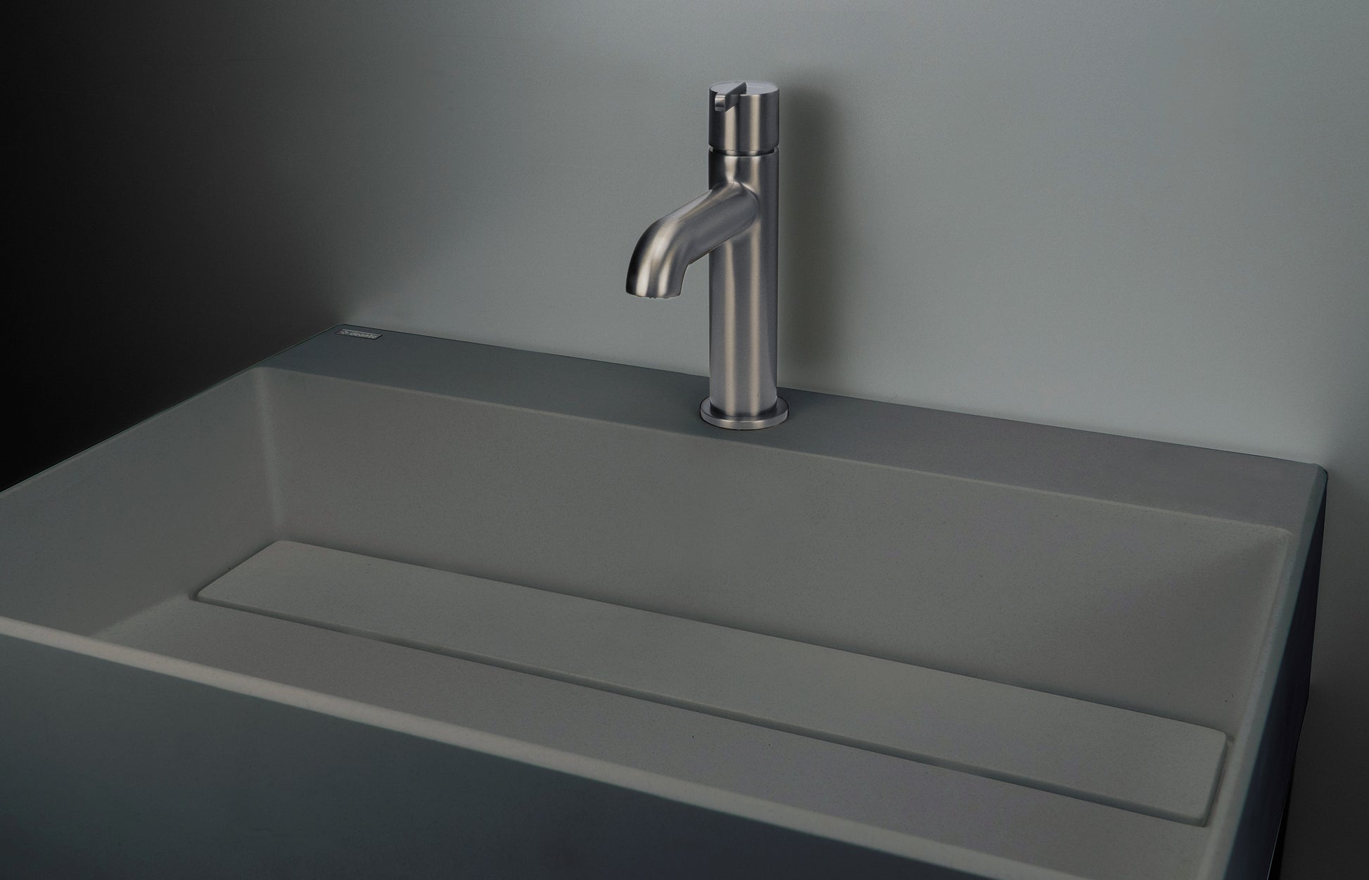 Izlietnes maisītājs SILIA 17 cm matēts tērauds - N1 Home