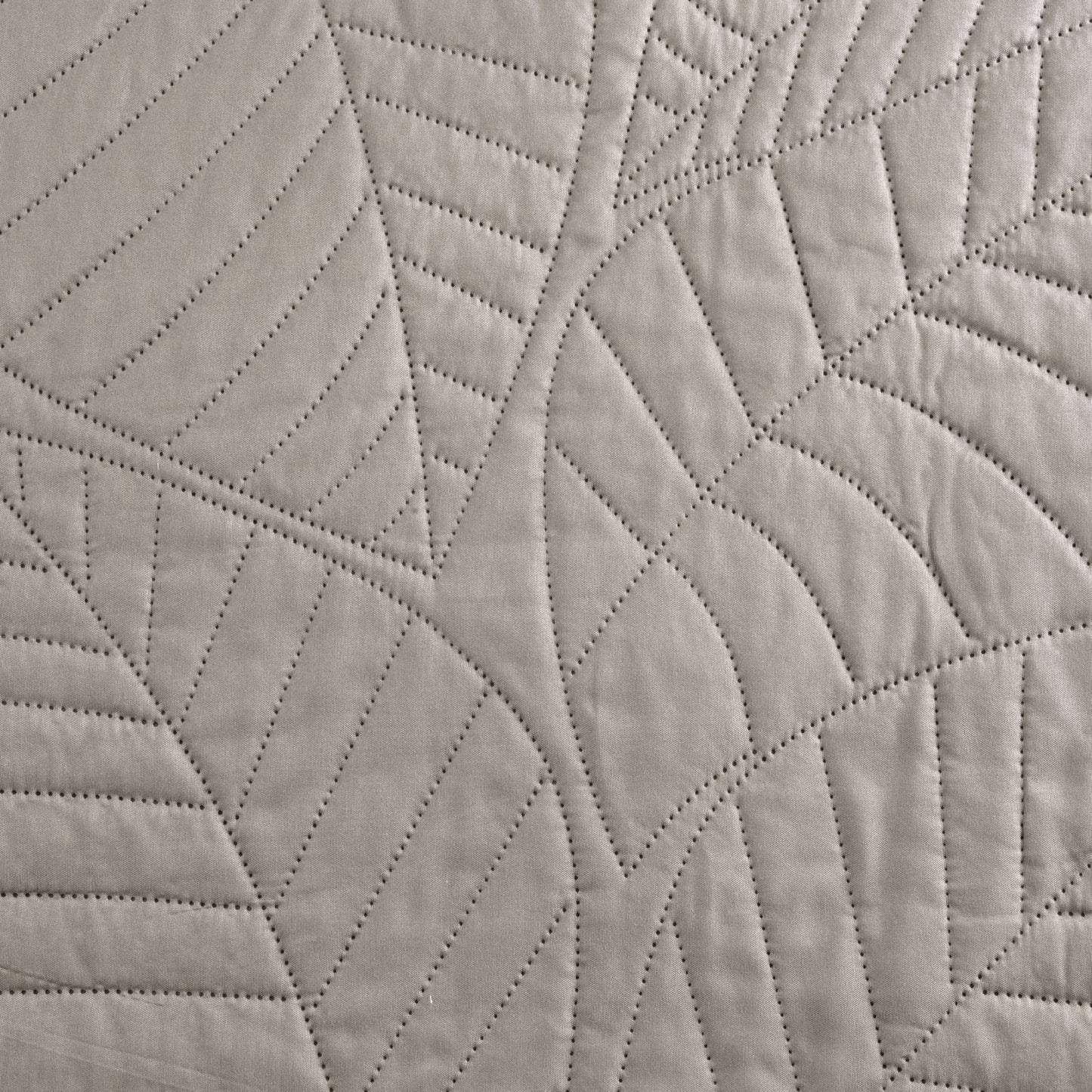 7ed423b66cc3f67580334a6563429e04