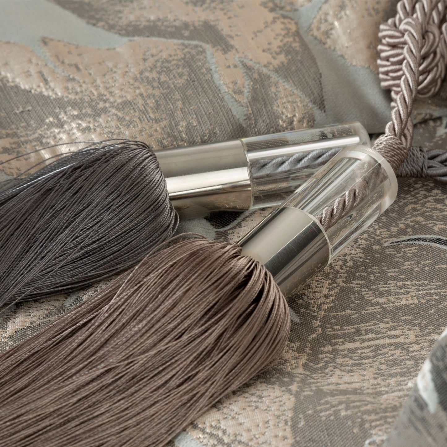 1943caa732b1bc79e93e34682bbb0577