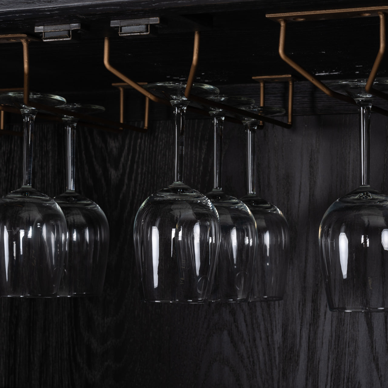 Uzglabāšanas skapis Bloomville gold Richmond Interiors 182/97/45 cm bēšs/melns - N1 Home