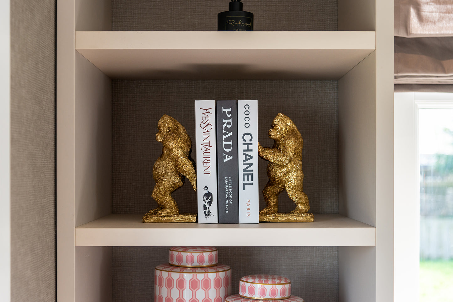 Grāmatu stendi Donky  Richmond Interiors 24/14/12 cm zelts - N1 Home