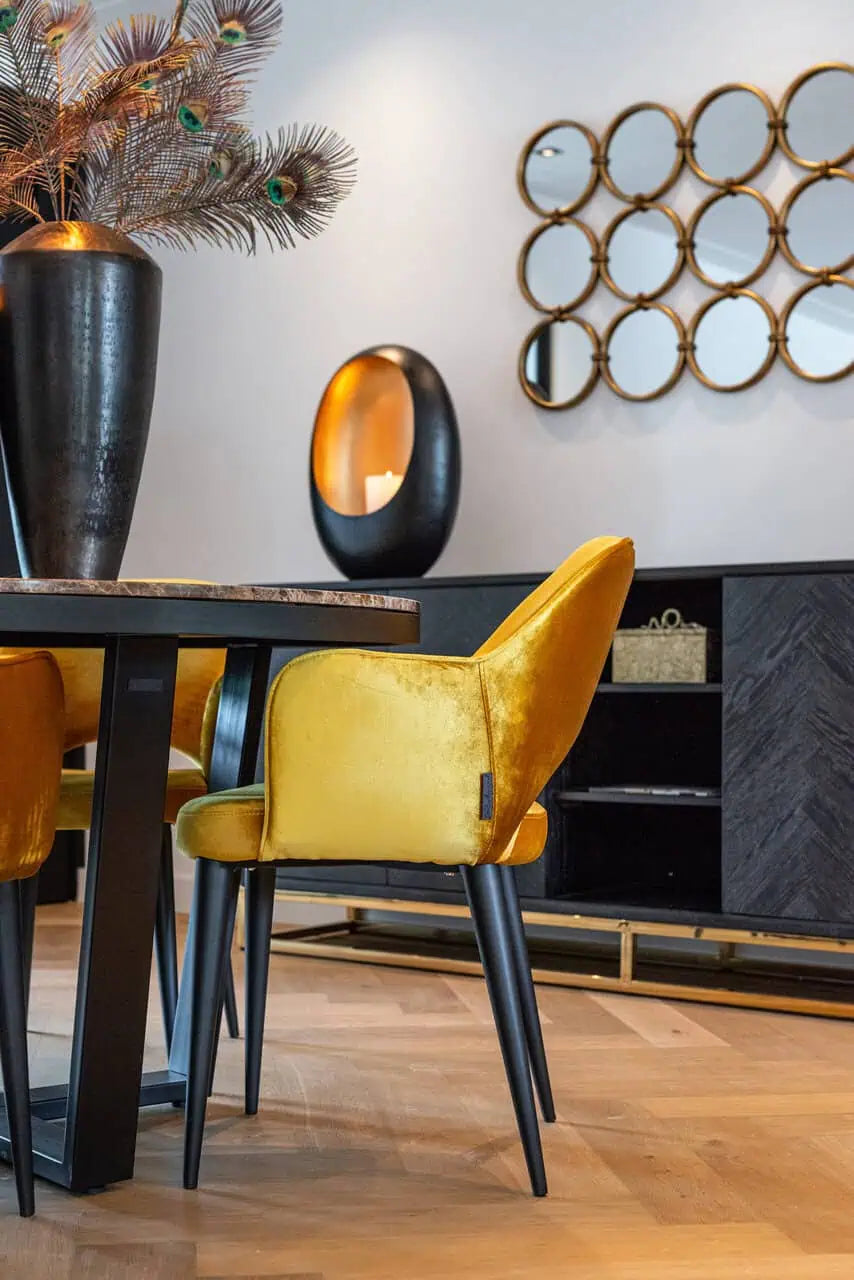 Kumode Blackbone zelta krāsā ar 4 durvīm Richmond Interiors 90/225/45 cm melna rustikāla - N1 Home