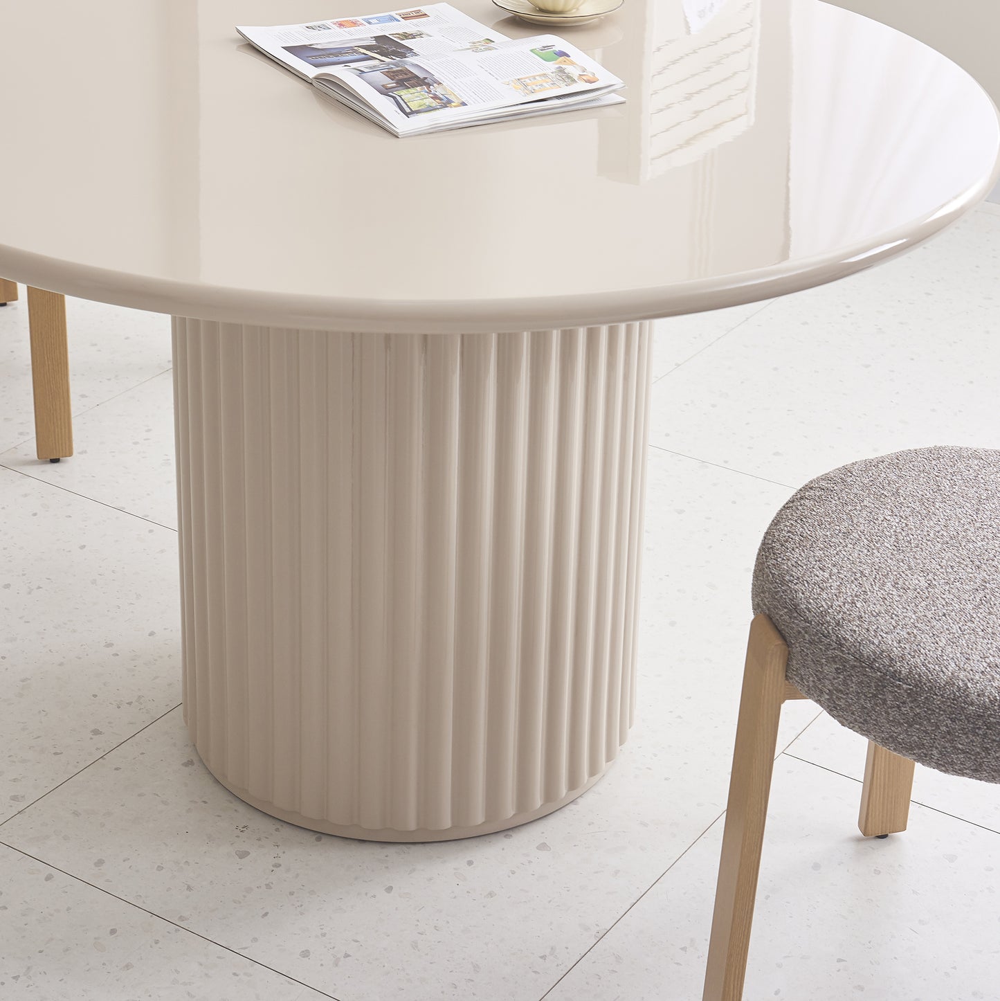 Galds Prino 120/120/76 cm taupe