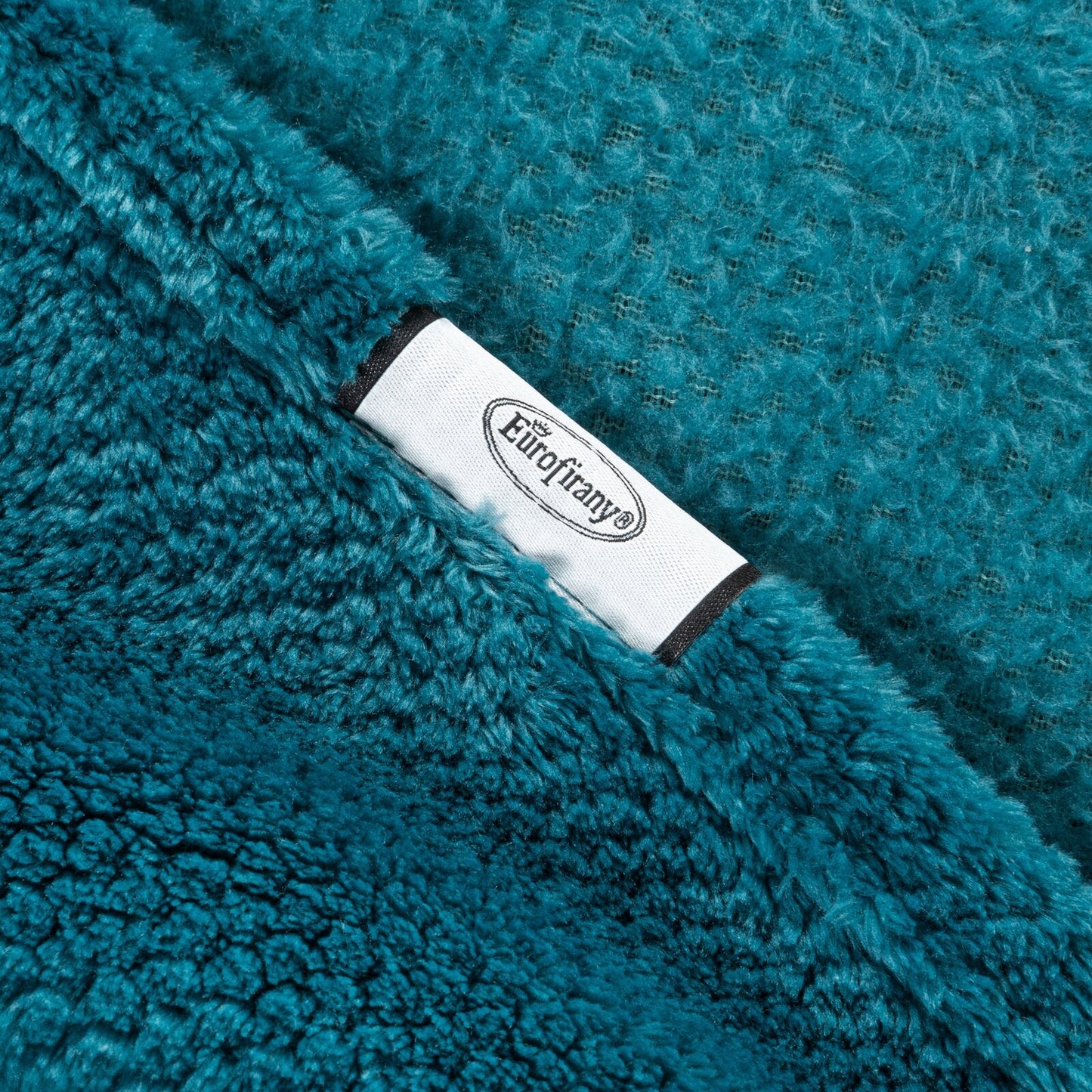 978deabac589a3bf0df3e6de49d888d9