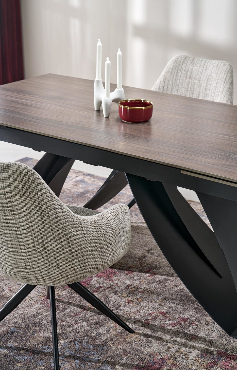 Galds Hila 180-260/90/75/125 cm rieksts/melns - N1 Home