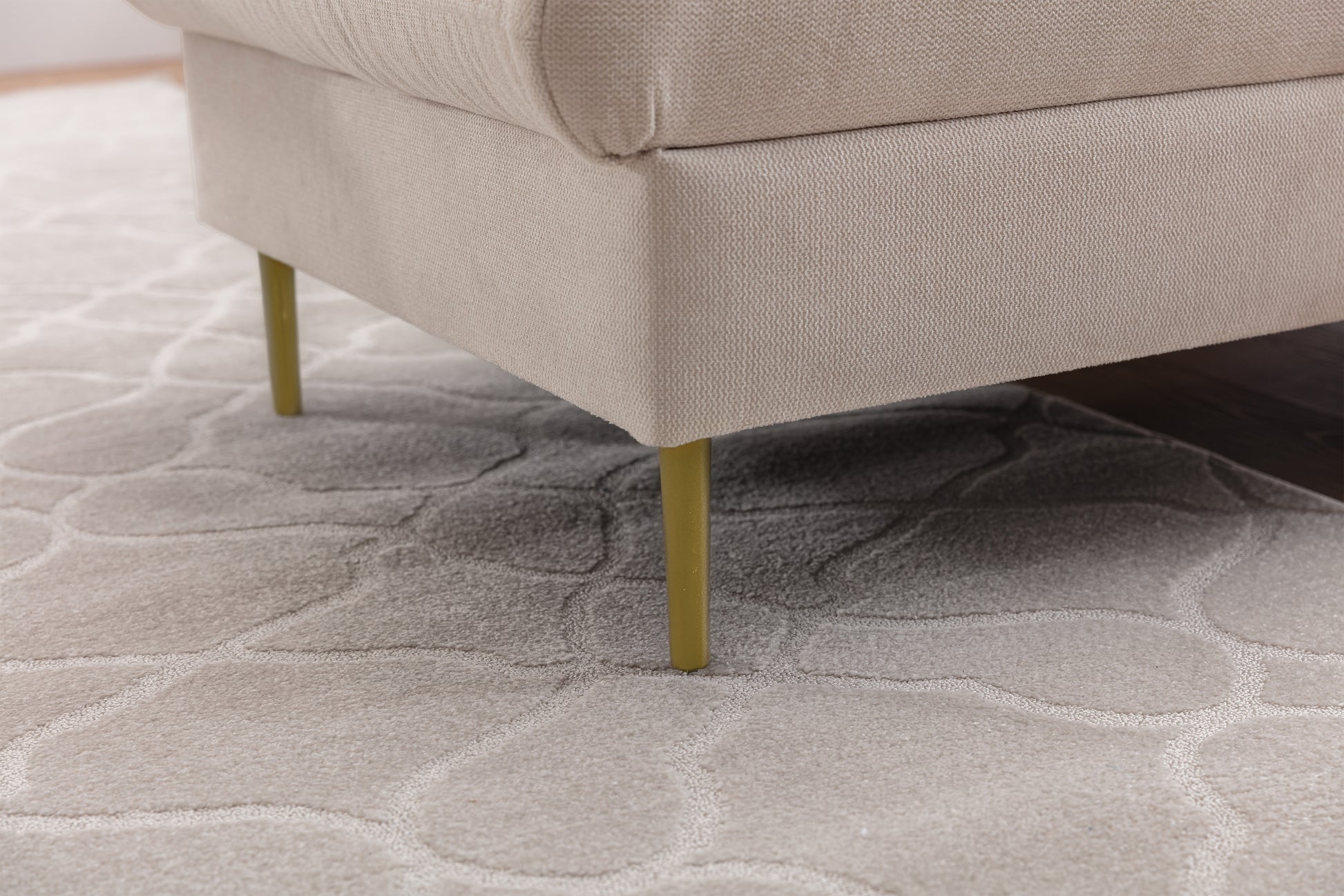 Dīvāns Tai 222/95/161 cm krēms/zelts kājas - N1 Home