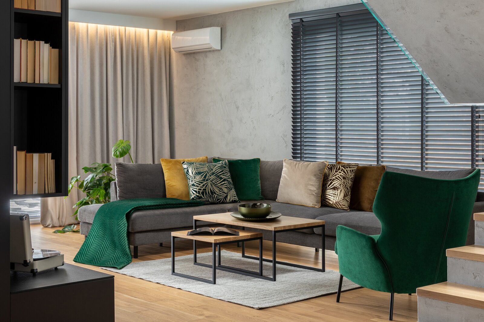 1f5339ac1d8de5859ff9af19f8f13f37