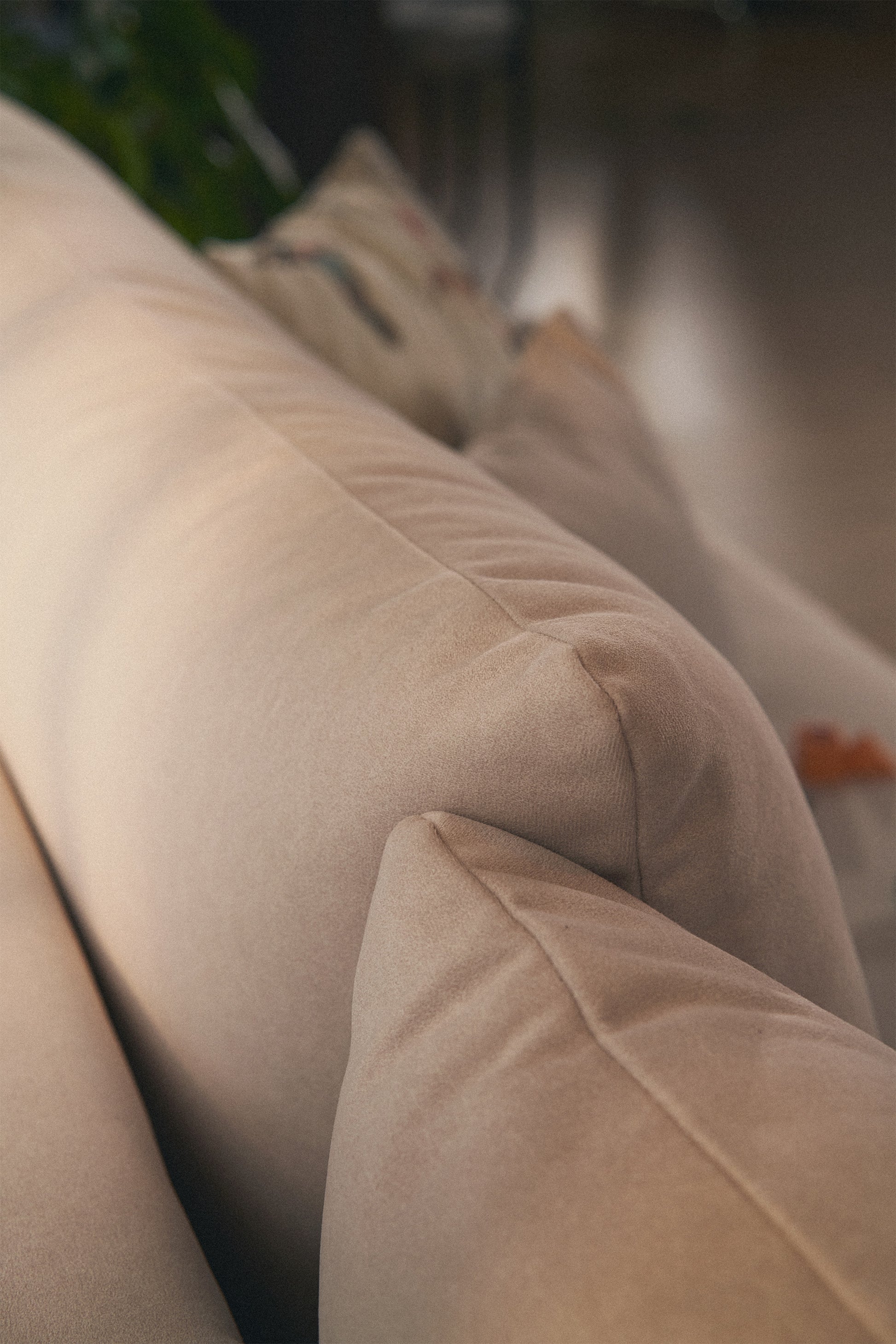 Dīvāns Ovors mini 238/93/156 cm Castel 04 - N1 Home