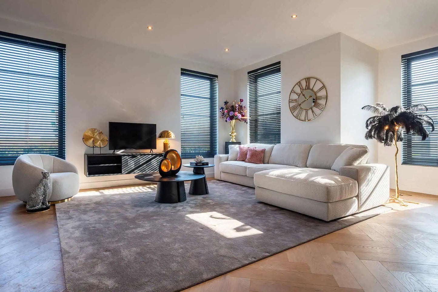 Galdiņš Blax Richmond Interiors 52/58/58 cm melns - N1 Home