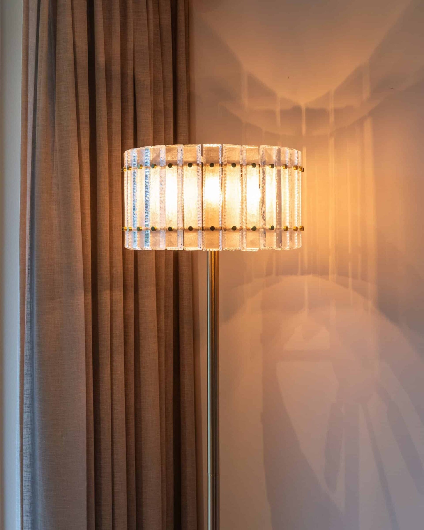 Stāvlampa Feline Richmond Interiors 168/48/48 cm brass antique