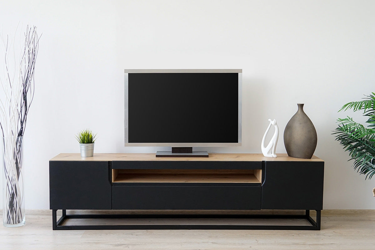 TV skapis LOFT uz metāla kājām 200/52/37 cm melns/dabīgs - N1 Home
