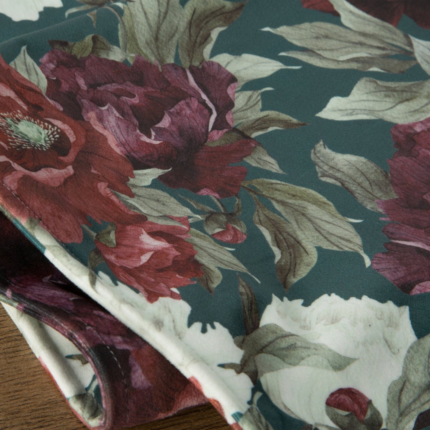 9b50b4e15f83a3288a9de1386f5c5a02