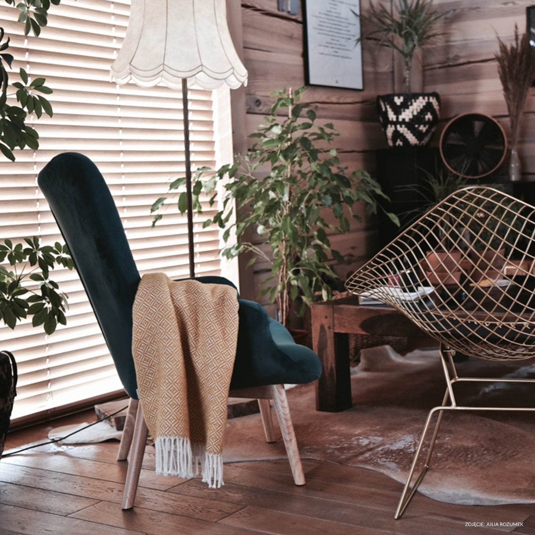 7622325237f47bb8149f973237be9043